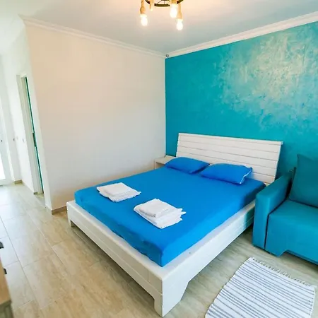 Casa Mavi Vama Veche